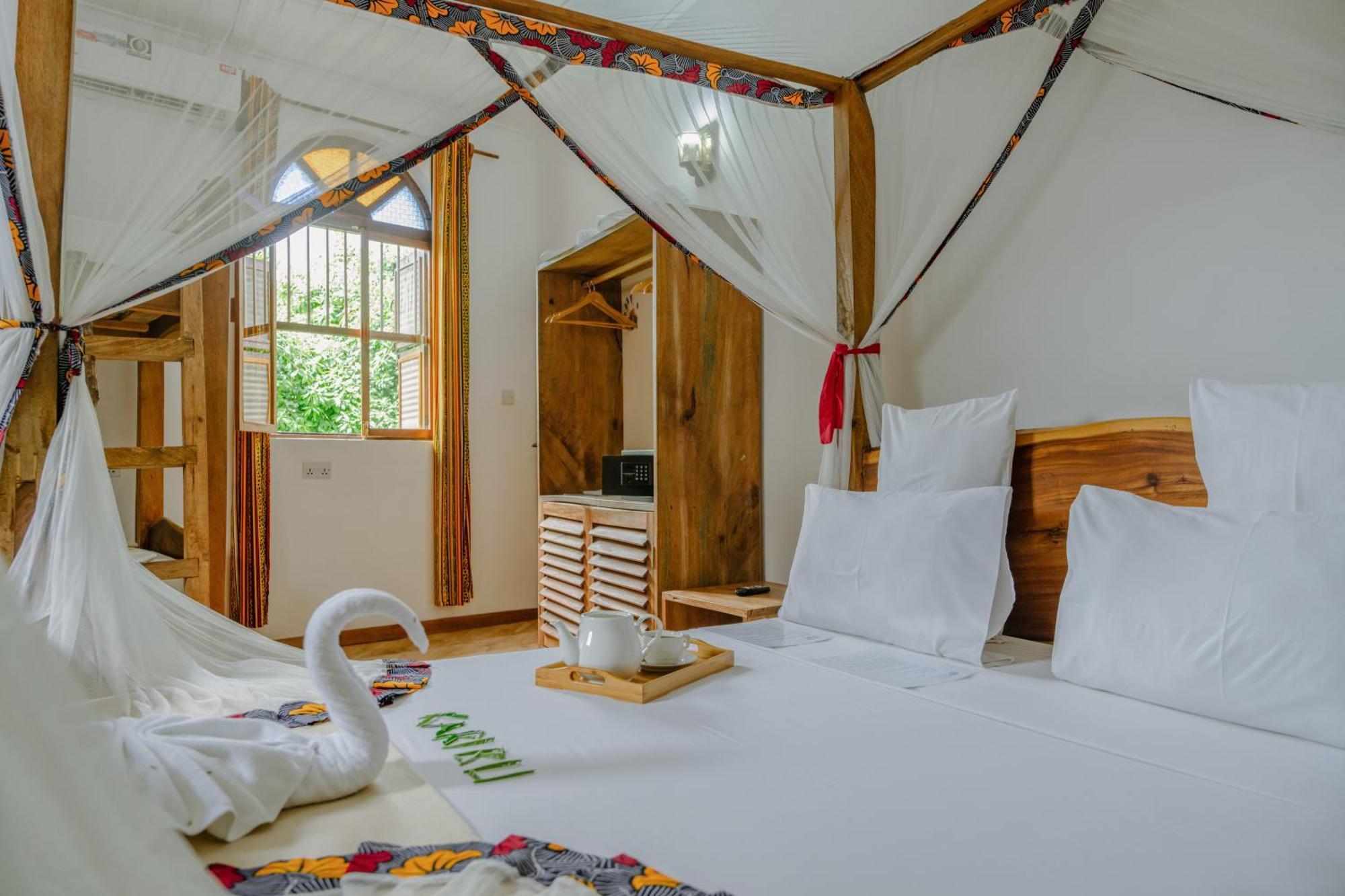Shoki Shoki Hotel Stone Town Zanzibar ภายนอก รูปภาพ