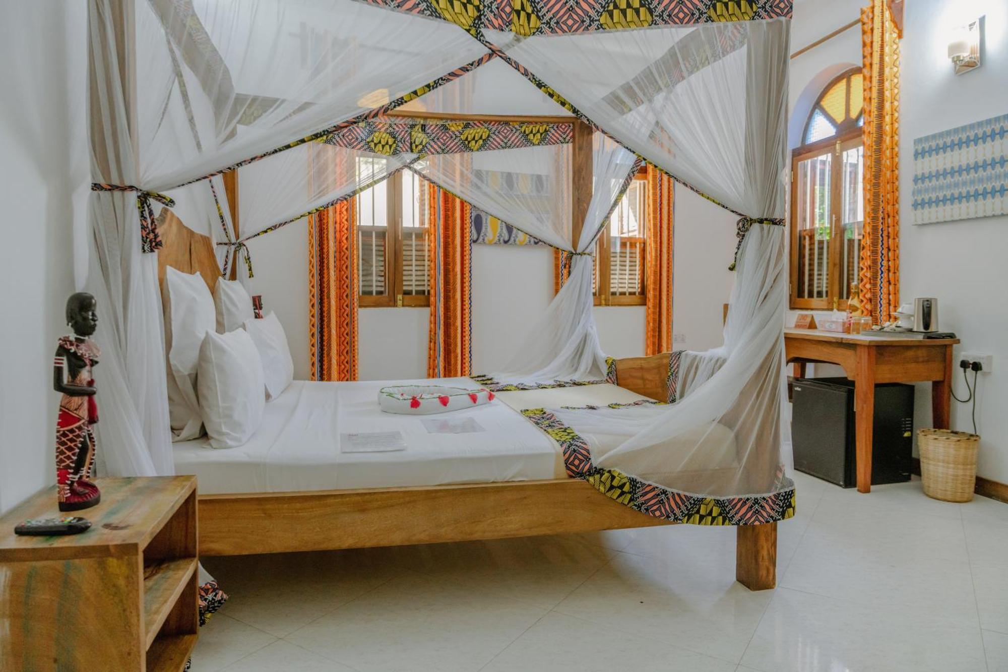 Shoki Shoki Hotel Stone Town Zanzibar ภายนอก รูปภาพ