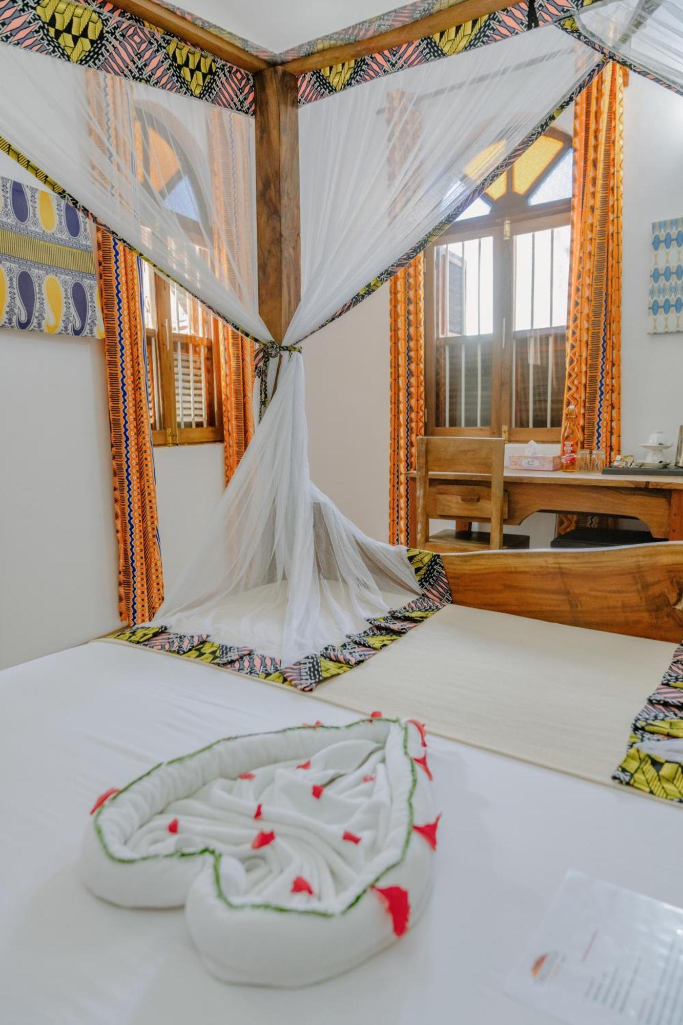 Shoki Shoki Hotel Stone Town Zanzibar ภายนอก รูปภาพ